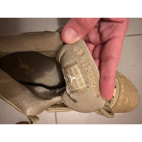 Jordan 11s main image 4